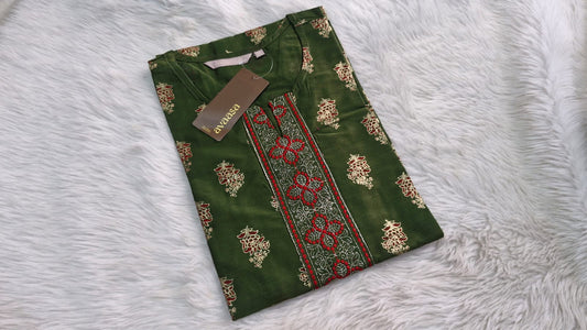 Avaasa Brand kurti - forest-green